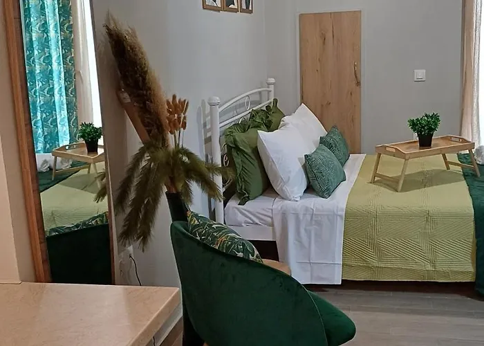 Petite With Patio At Garitsa! דירה Corfu (city)